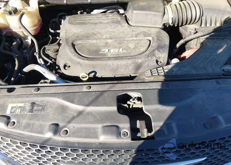 2018 Chrysler Pacifica Touring L Plus z USA, uszkodzony, nr VIN 2C4RC1EG2JR116785